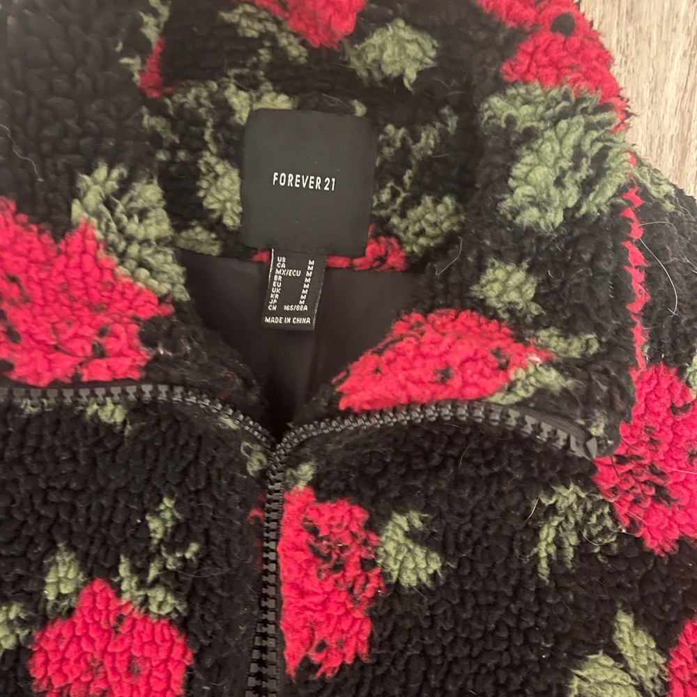 Chanel Black and Red Rose Knit Jacket - Picture 2 of 5
